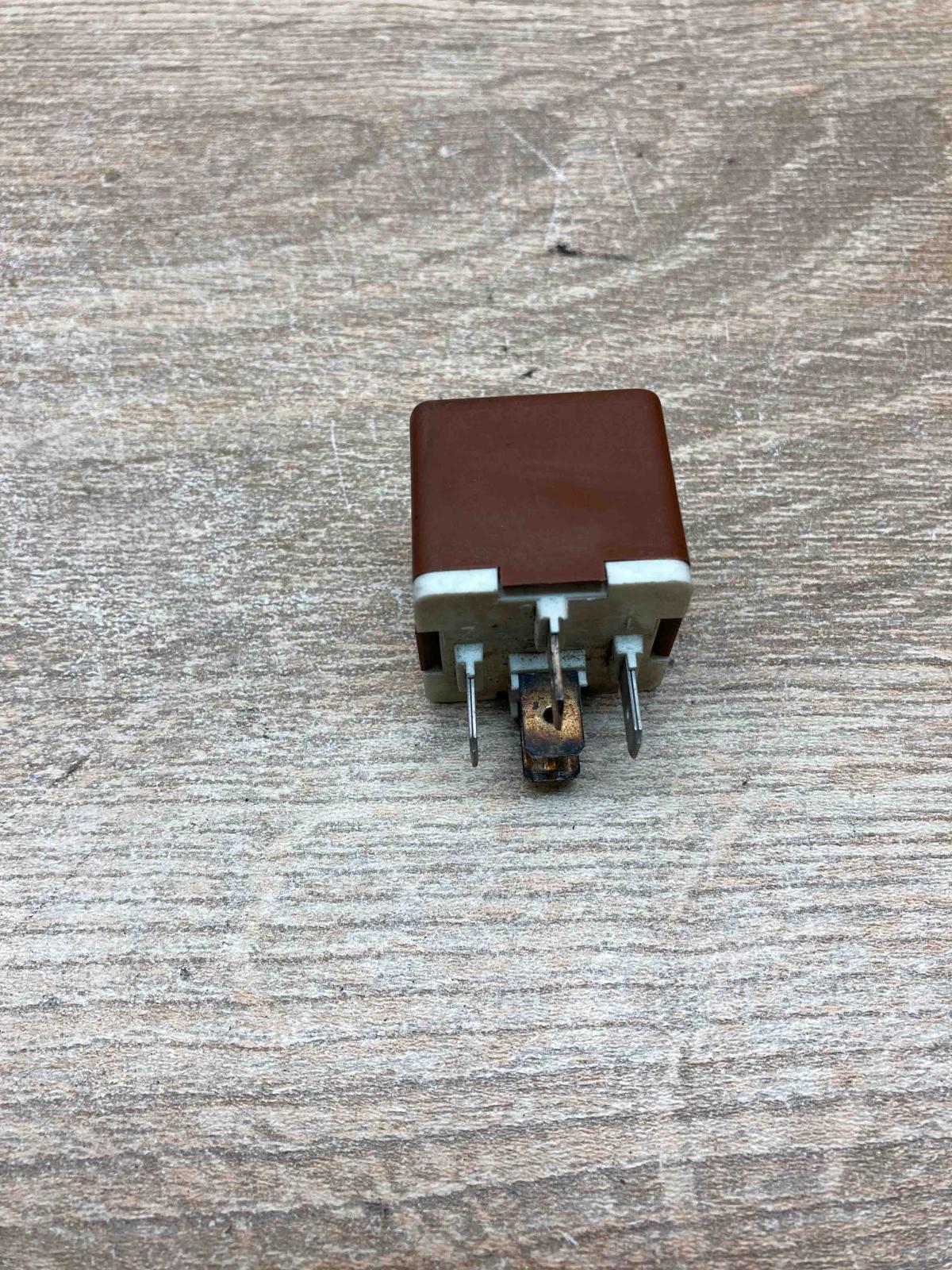 12V 25 1SA   Other relay Renault Scenic I