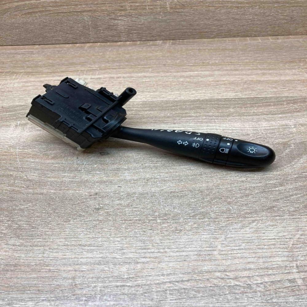 1736482   Indicator stalk Toyota Corolla E120 E130