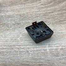 431951253H   Other relay Audi A4 S4 B5 8D