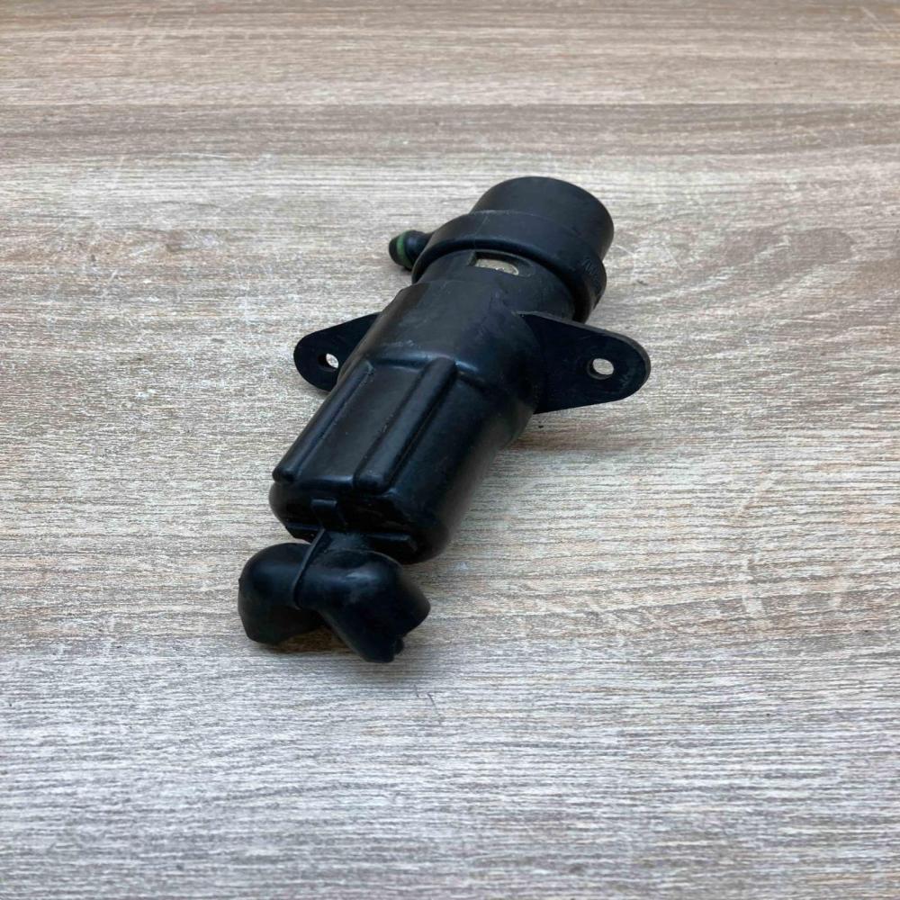 7001949 7001949 08  Headlight washer spray nozzle BMW 1 E81 E87