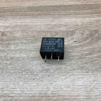 357906381A   Other relay Volkswagen PASSAT B4