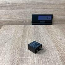 357906381A   Other relay Volkswagen PASSAT B4