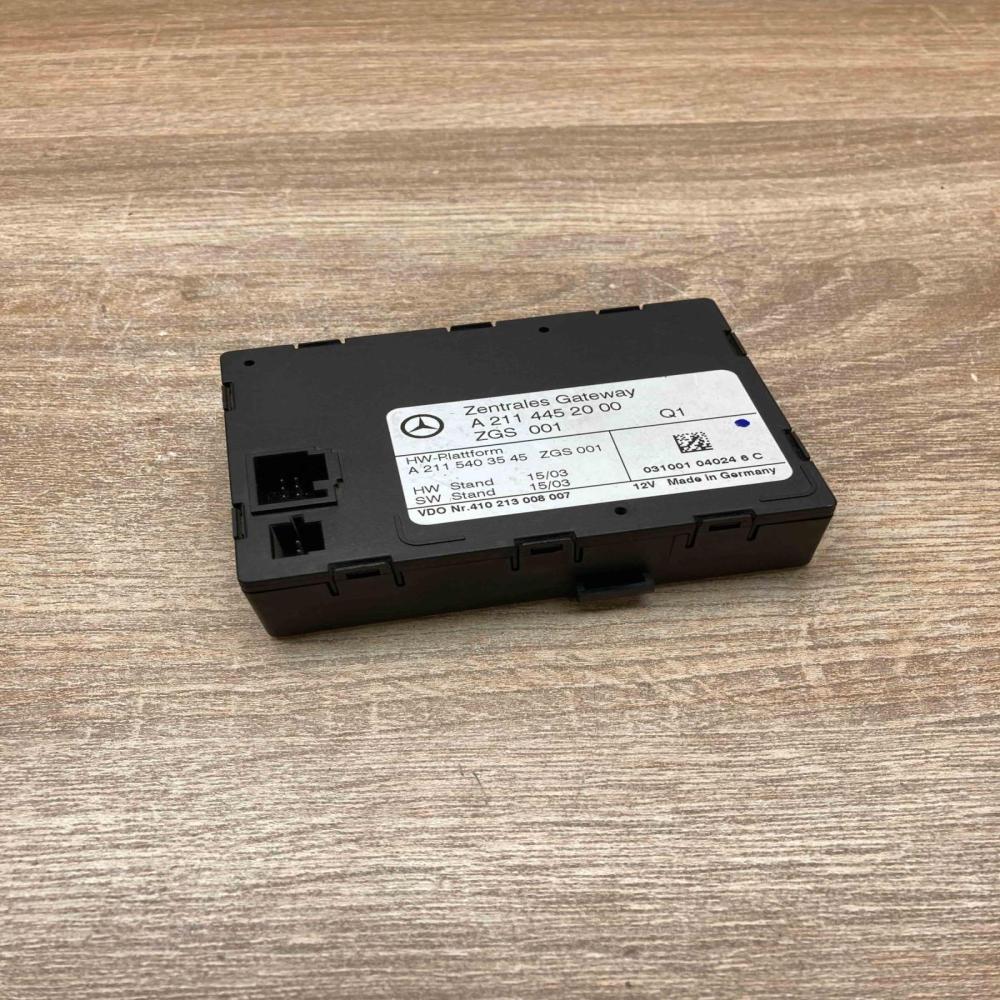 A2114452000   Gateway control module Mercedes-Benz E W211