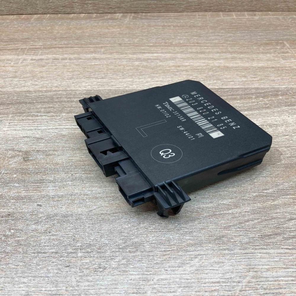2038202185  Left Door control unit/module Mercedes-Benz C W203