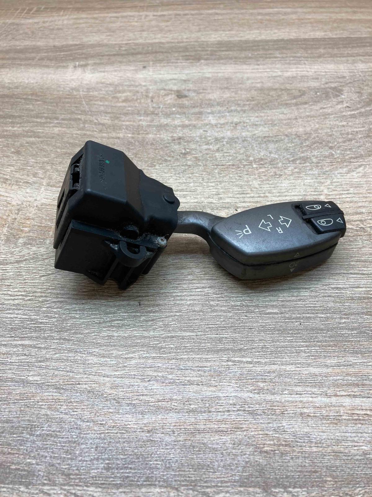 6911516B 01106700  Indicator stalk BMW 7 E65 E66