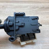 1736482   Indicator stalk Toyota Corolla E120 E130