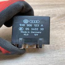 1H0906123A 05340230  Other relay Volkswagen Golf III