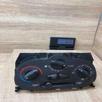 1068701   Climate control unit Peugeot 206