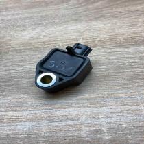 89173 06080   Airbag deployment crash/impact sensor Toyota Avensis Verso