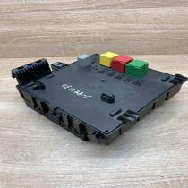 13170893 519046106  Fuse module Opel Astra J