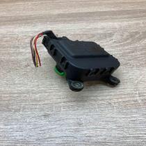 1J1907511D 0132801209 With Plug Air flap motor/actuator Volkswagen Golf IV