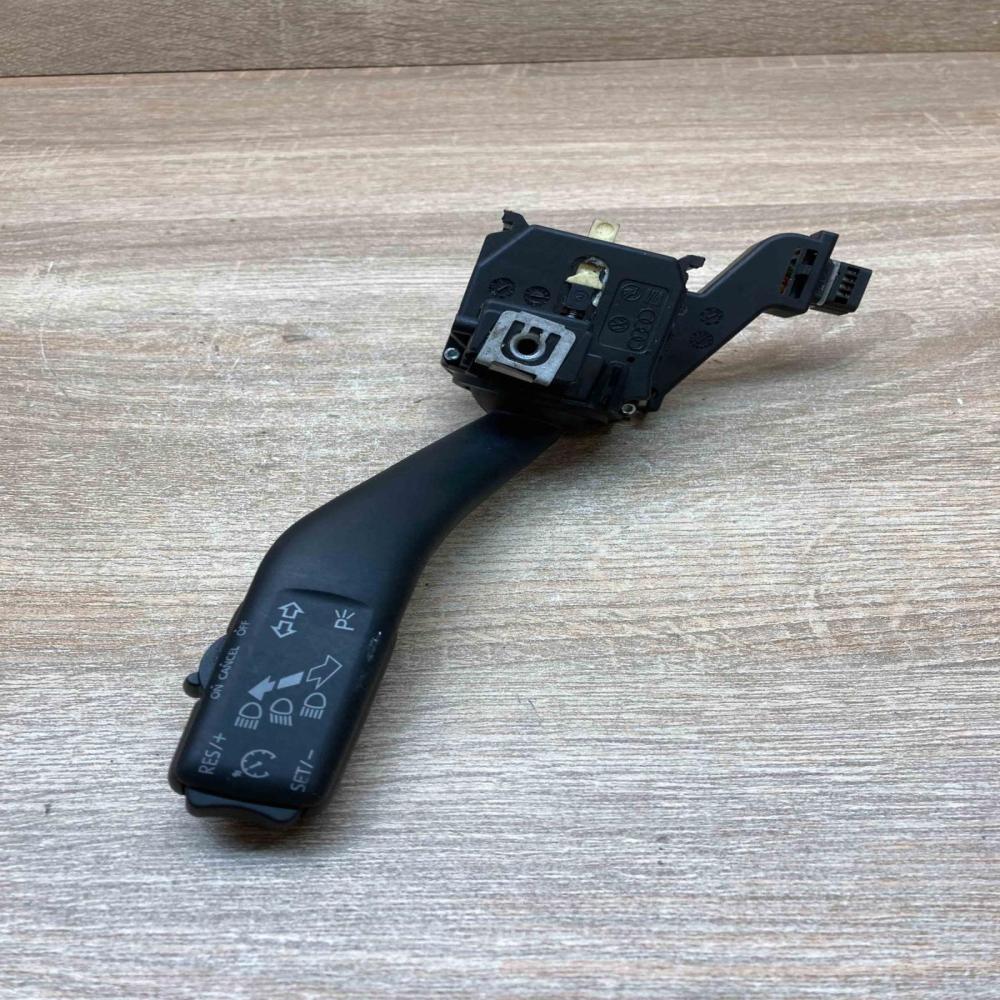 1K0953513G 01103512  Indicator stalk Volkswagen Golf Plus