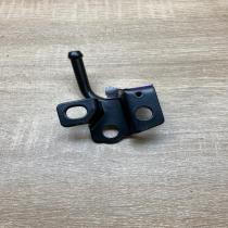 8638498   Muffler mount bracket/holder Volvo XC90