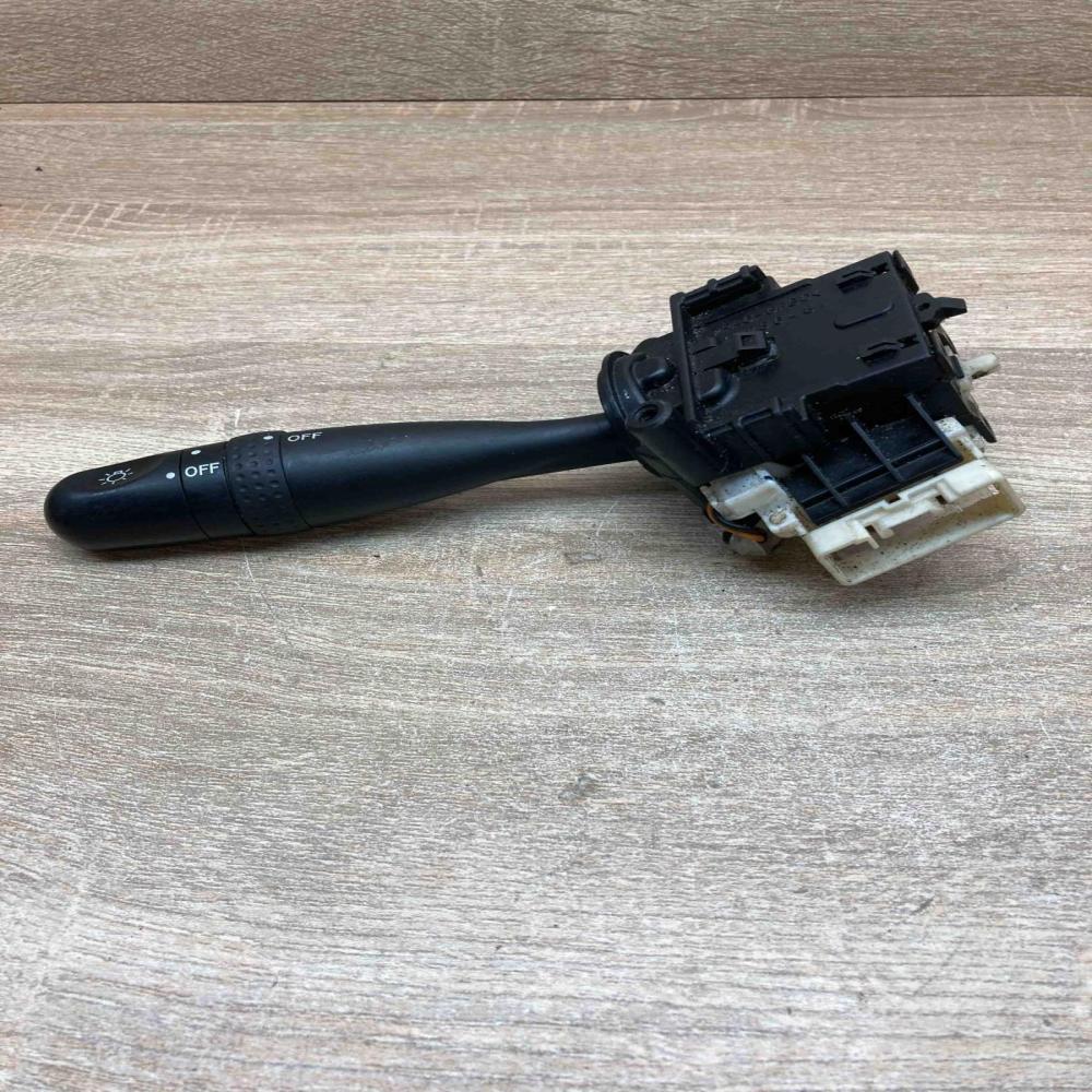 1736481   Indicator stalk Toyota Corolla Verso E121