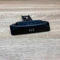 A2044270020   Hand brake release handle Mercedes-Benz C W204