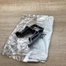 6992L5   Front bumper mounting bracket Peugeot 605