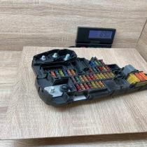 6906588 518811047  Fuse module BMW 5 E60 E61