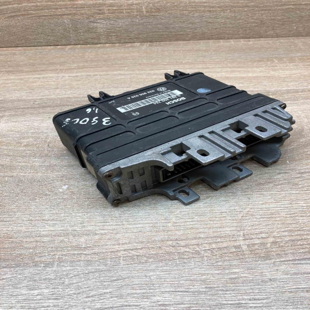 032906026A 0261200764  Gearbox control unit/module Volkswagen Golf III