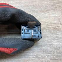 9441158 V23134 J52 X346  Other relay Volvo S60
