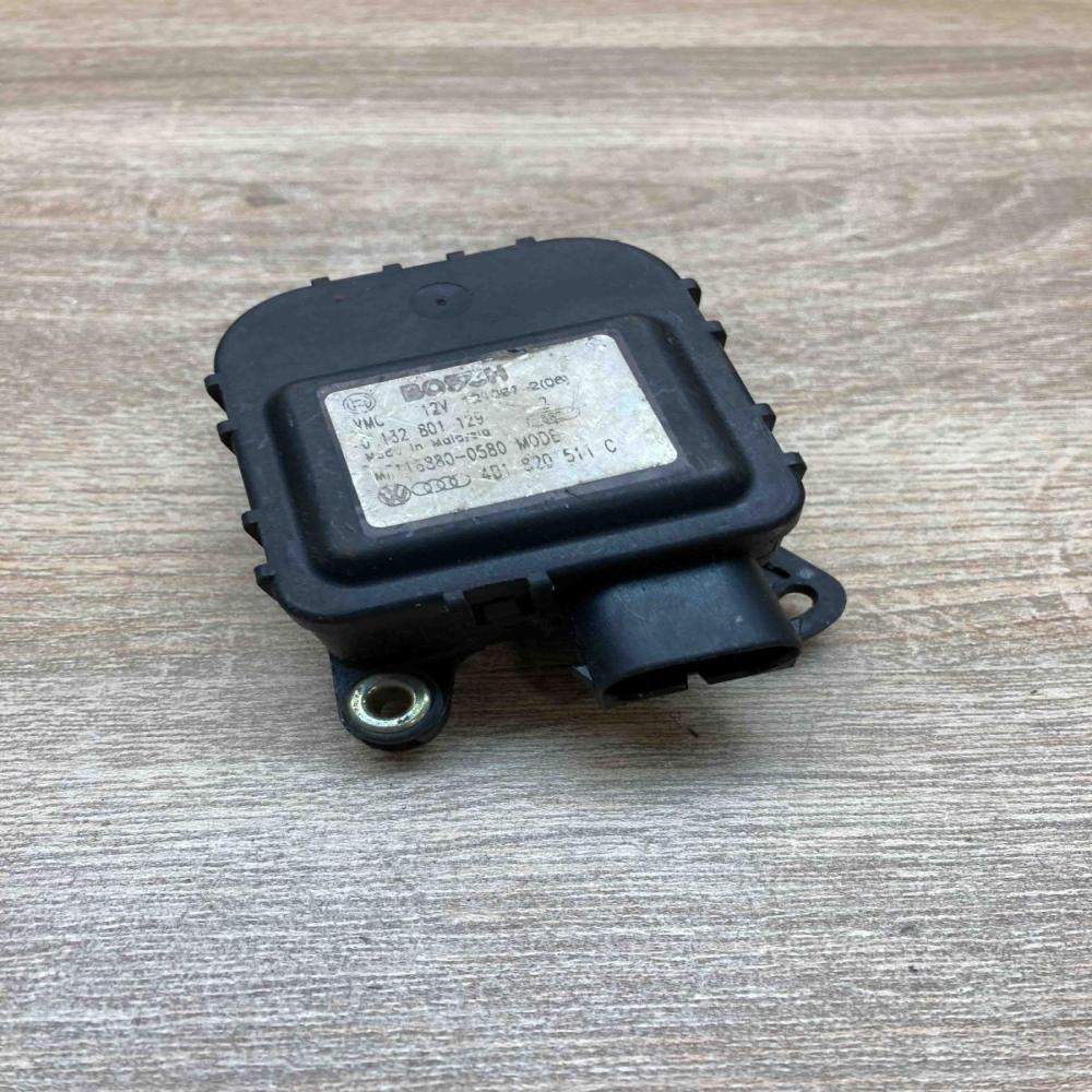 4B1820511C 0132801129  Air flap motor/actuator Audi A6 S6 C5 4B