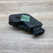 7701206536 52435400  Air flap motor/actuator Renault Laguna I