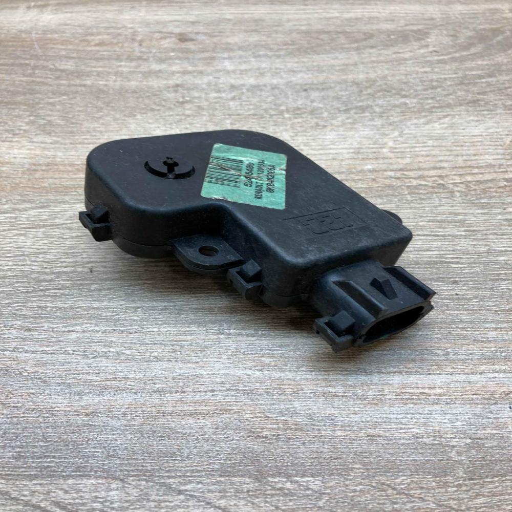 7701206536 52435400  Air flap motor/actuator Renault Laguna I