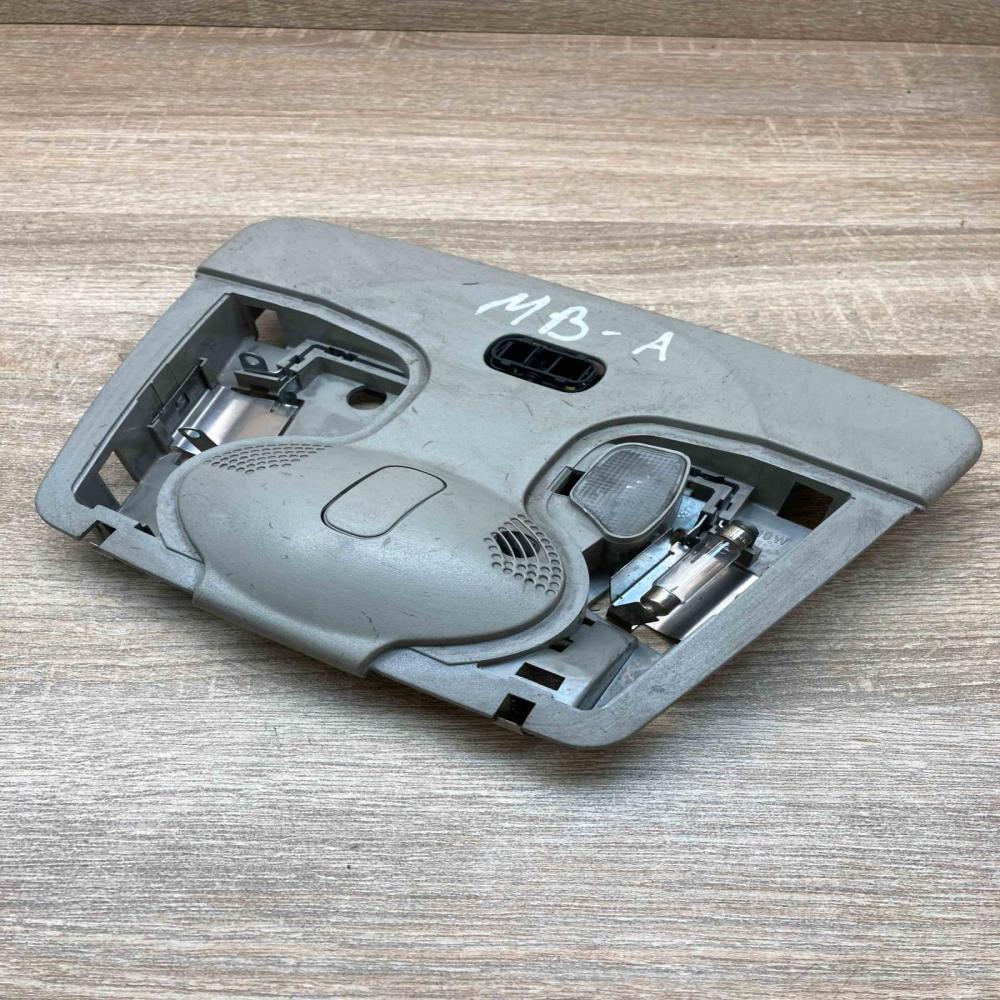 A1688250008   Front seat light Mercedes-Benz A W168