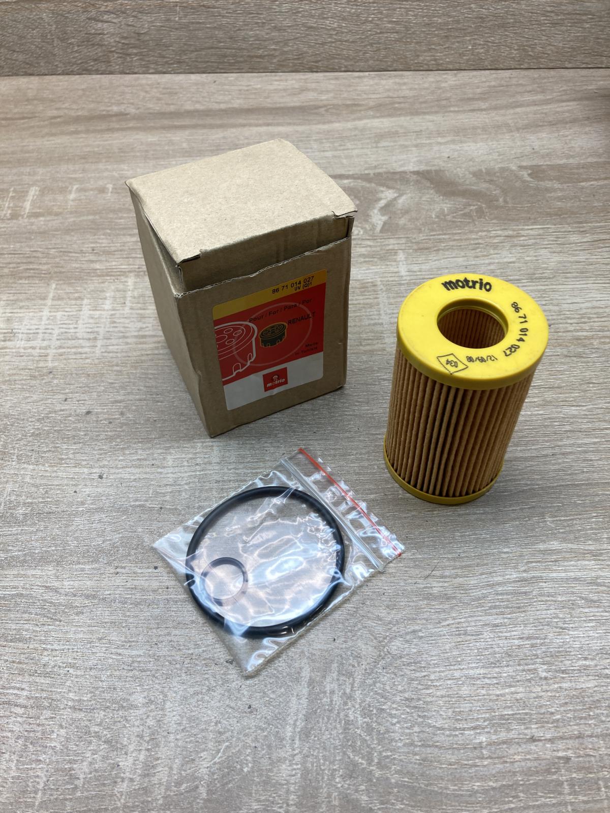 8671014027   Oil filter cover Renault Clio II