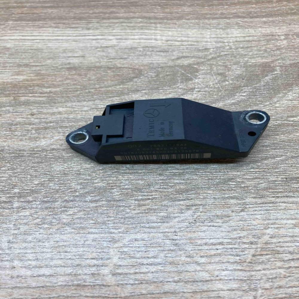 A0018209326 Air  Airbag deployment crash/impact sensor Mercedes-Benz E W211