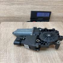 114185 101   Front door window regulator motor Audi A4 S4 B5 8D