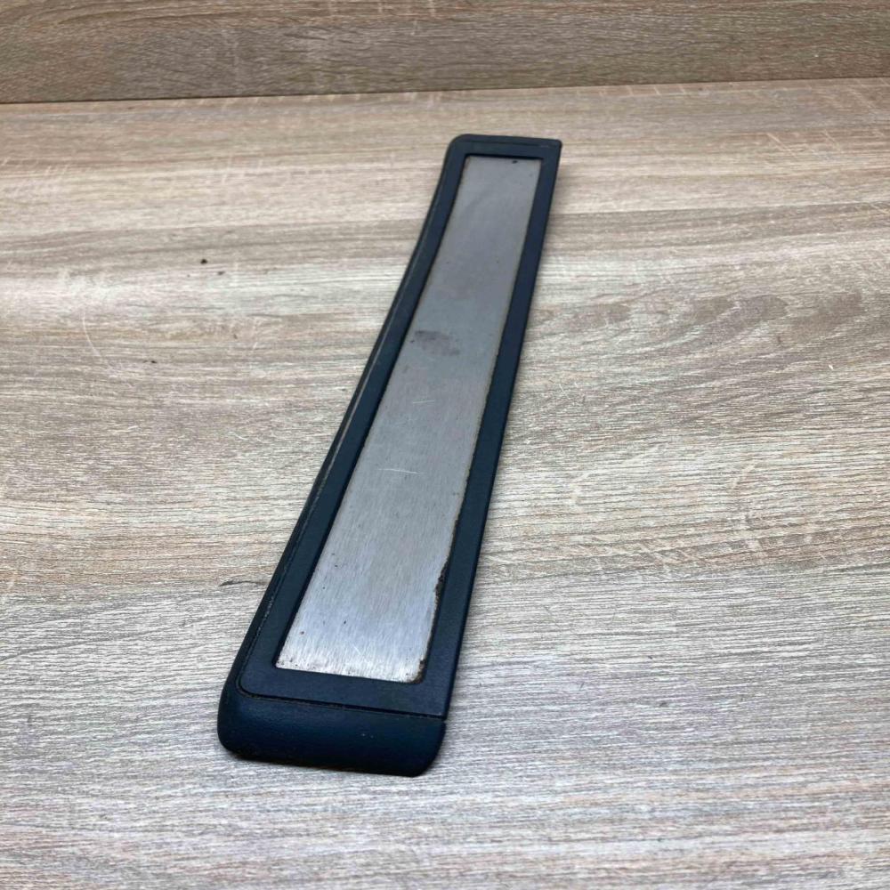 A2116801635  Right Rear sill trim cover Mercedes-Benz E W211
