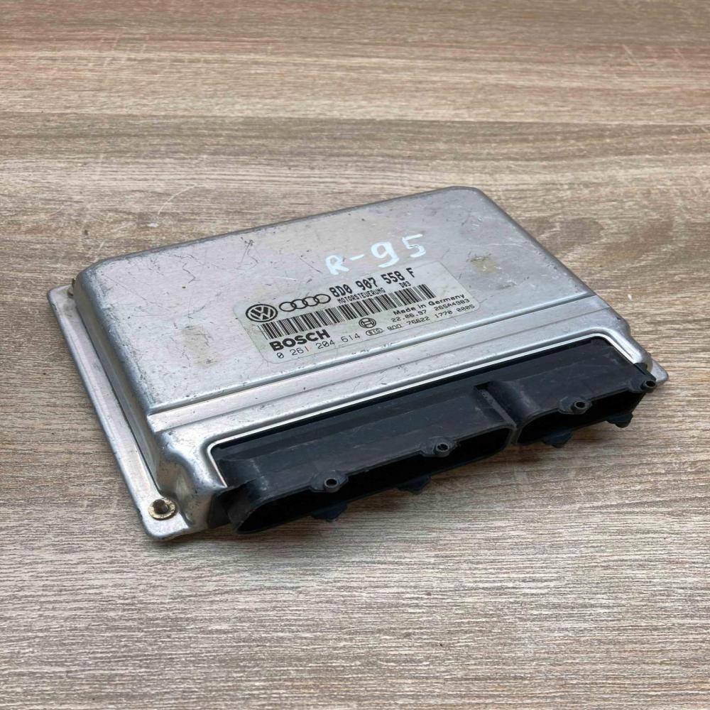 8D0907558F 0261204614  Engine control unit/module ECU Volkswagen PASSAT B5