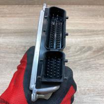 8D0907558F 0261204614  Engine control unit/module ECU Volkswagen PASSAT B5