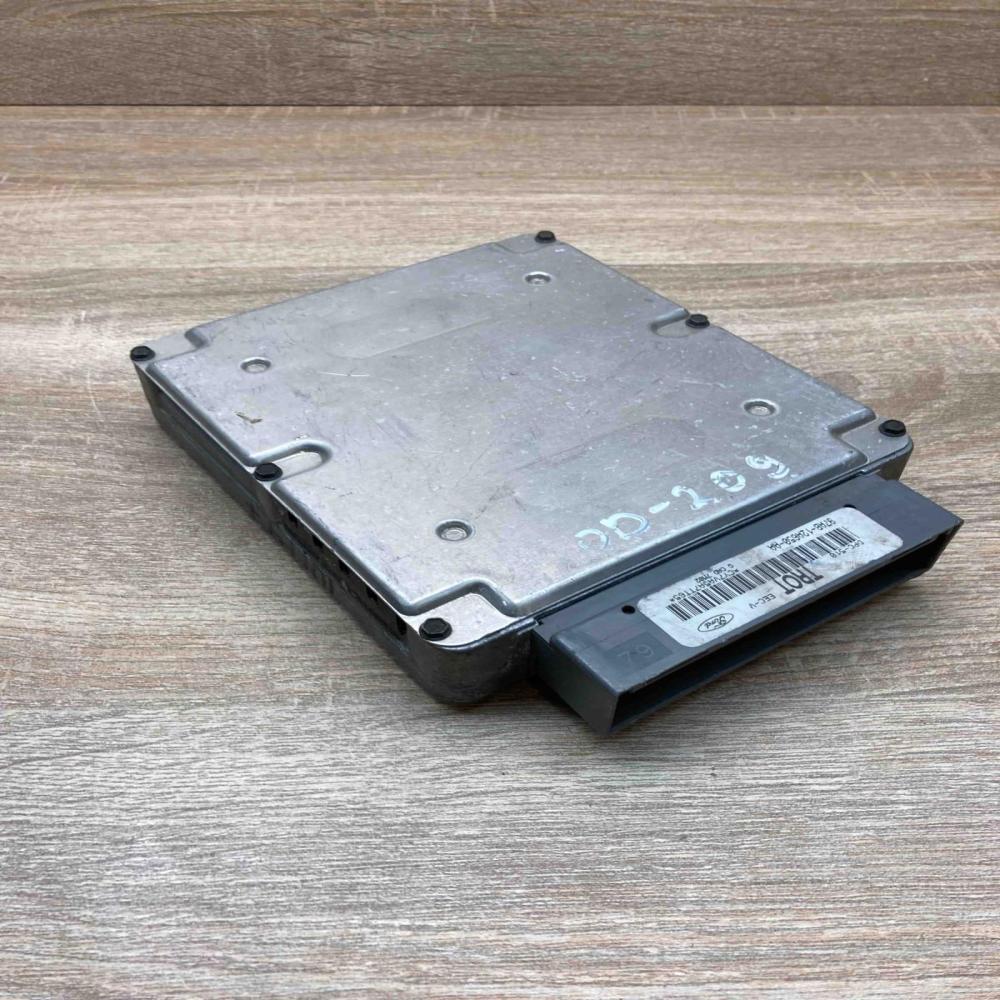 97AB 12A650 AA   Engine control unit/module ECU Ford Escort