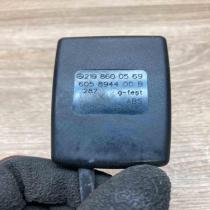 2198600569   Rear seatbelt buckle Mercedes-Benz CLS C219