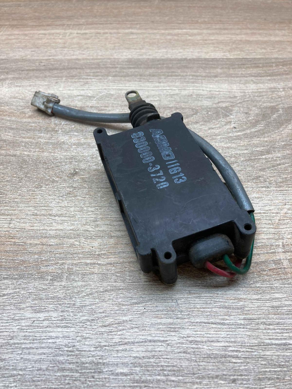 830000 3720   Central locking motor Mazda 626