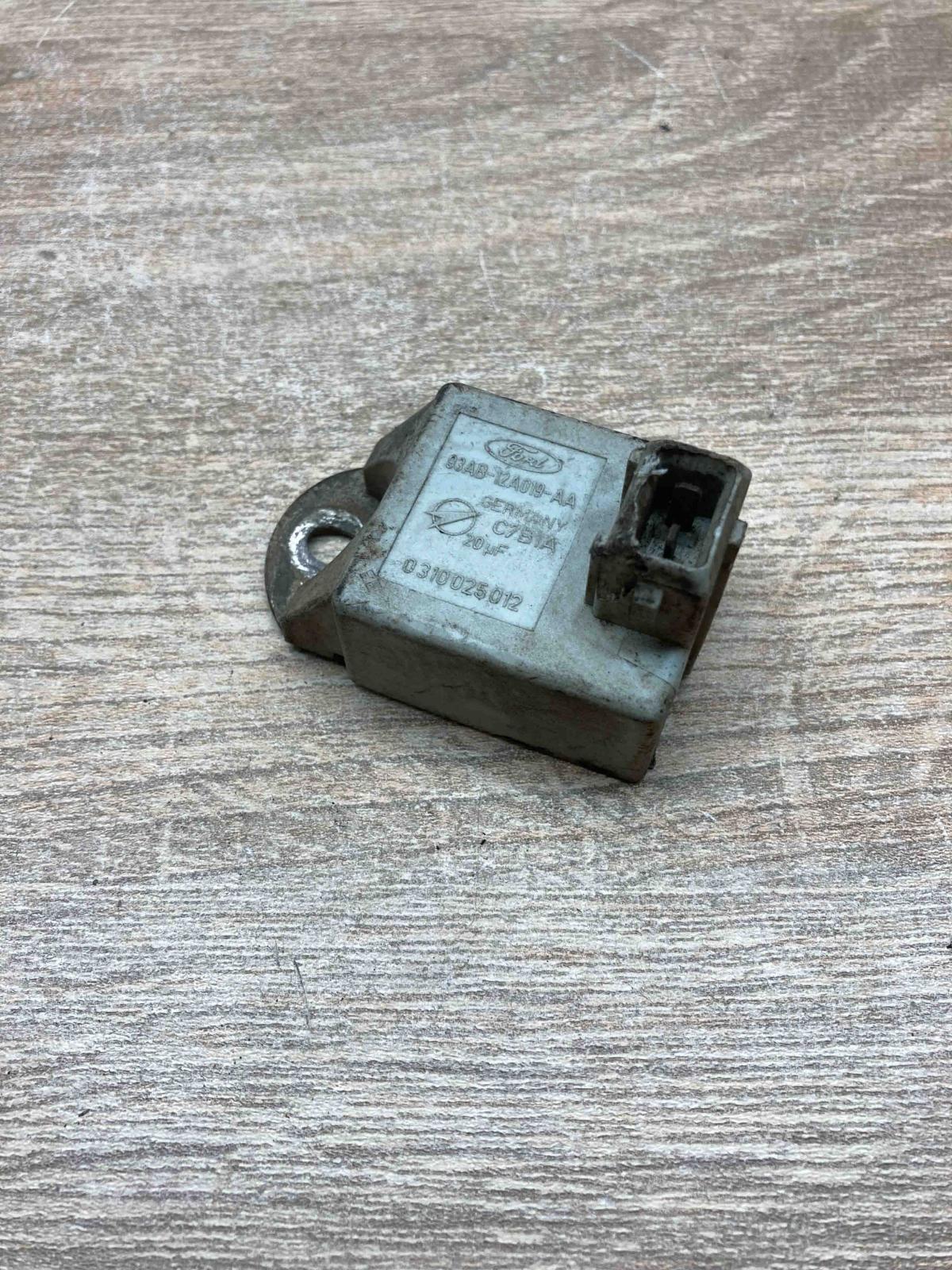 93AB 12A019 AA 0310025012  Other control units/modules Ford Mondeo MK I