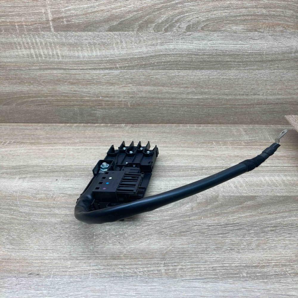 2115452301   Positive wiring loom Mercedes-Benz E W211