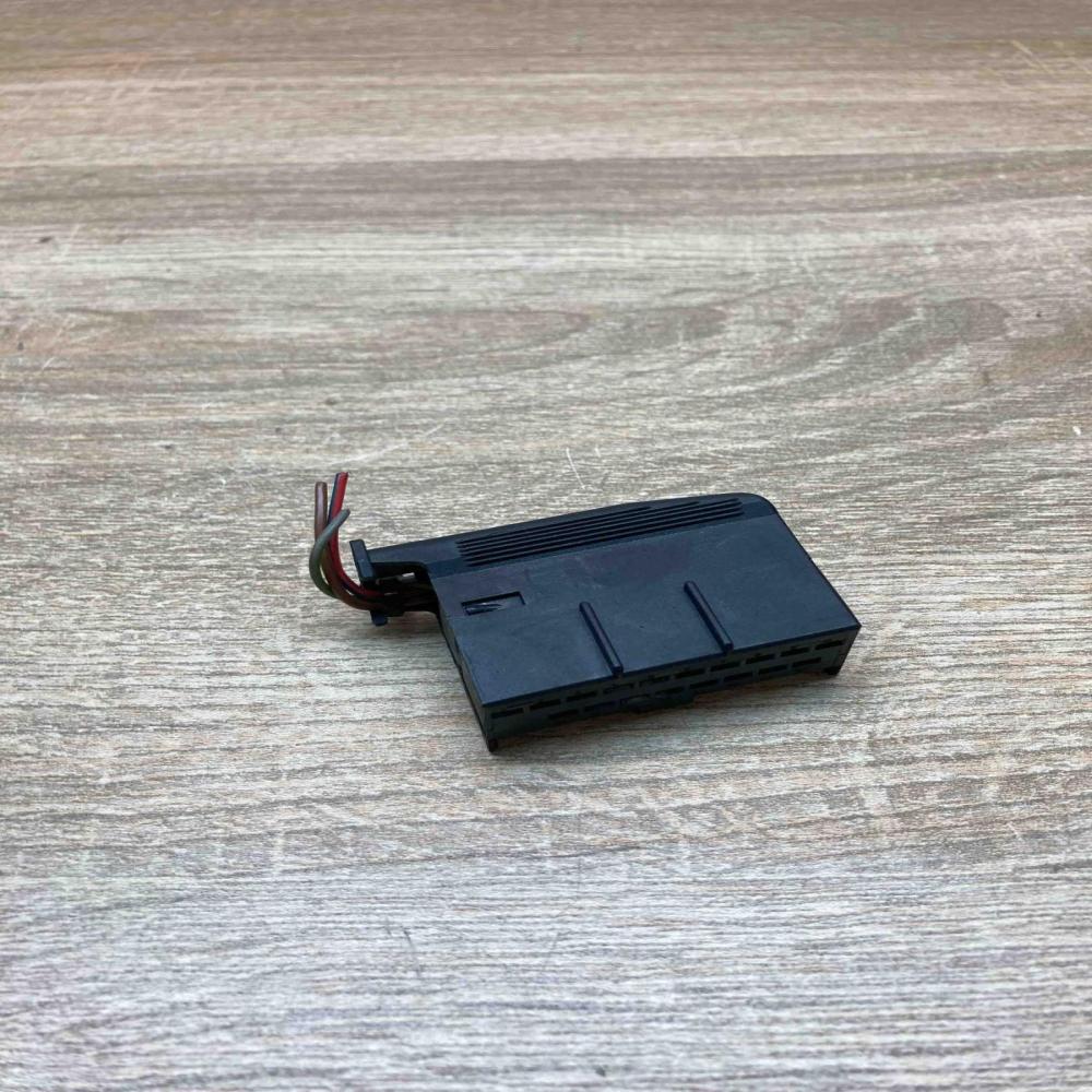 2105450403   Plug wire Mercedes-Benz E W210