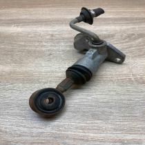 8D1721401   Clutch master cylinder Audi A4 S4 B5 8D