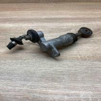 8D1721401   Clutch master cylinder Audi A4 S4 B5 8D