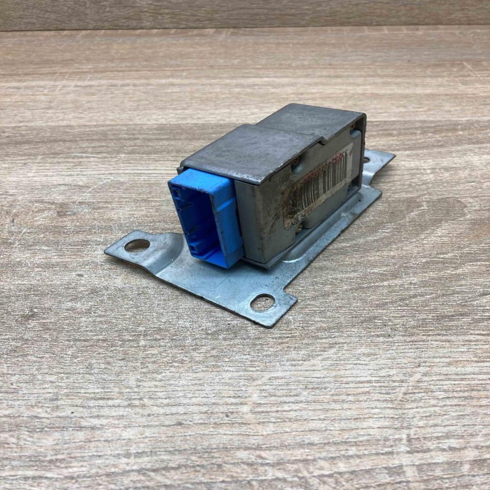 3323249 GE4T57KD0B  Airbag control unit/module Mazda 626