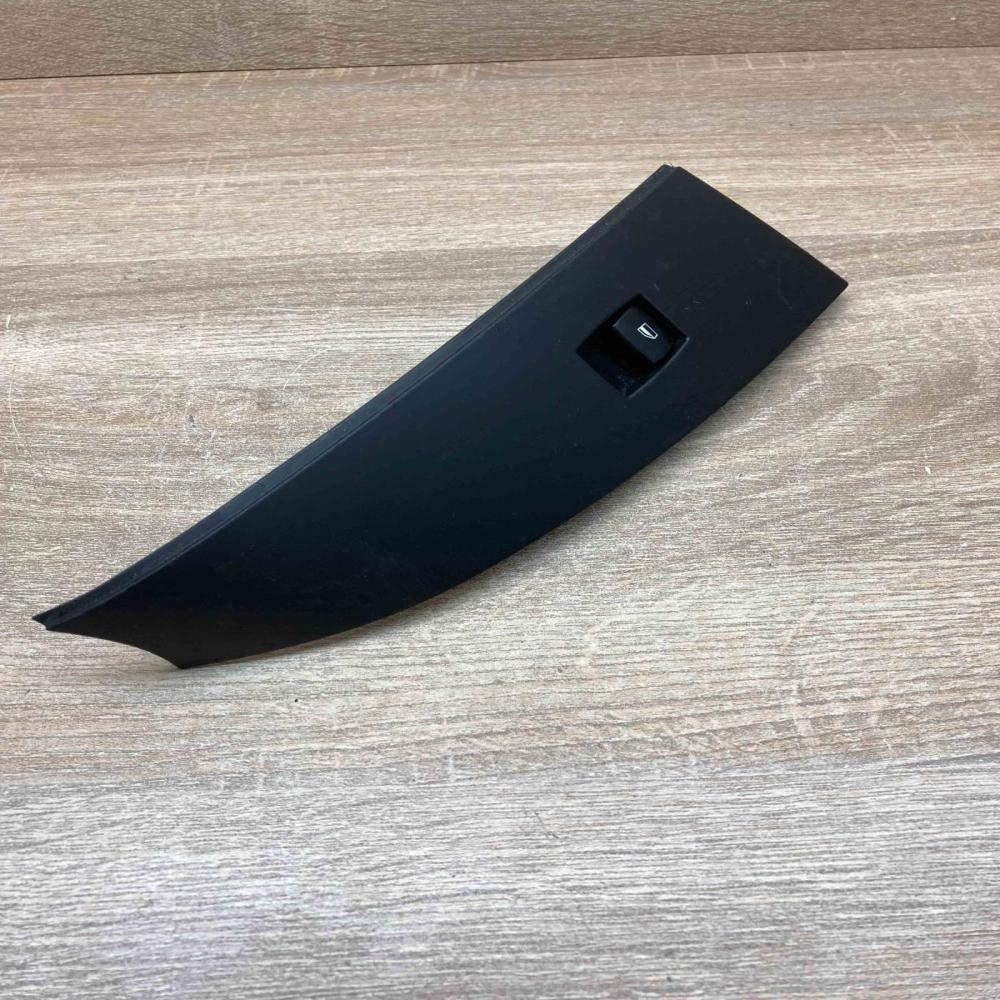 6951955   Electric window control switch BMW 5 E60 E61