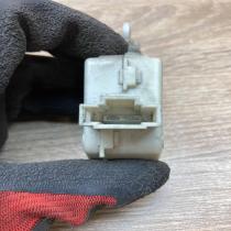 3B0959781   Fuel tank cap lock motor Audi A6 S6 C6 4F