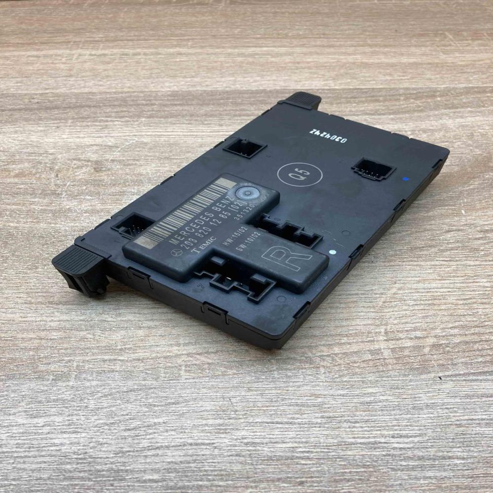2038201285  Right Door control unit/module Mercedes-Benz C W203