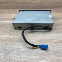 1J0035119B   CD/DVD changer Volkswagen PASSAT B5.5