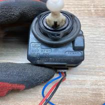 1J0941295C  With Plug Headlight level adjustment motor Volkswagen PASSAT B5.5