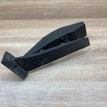 6772645   Accelerator throttle pedal BMW 7 E65 E66