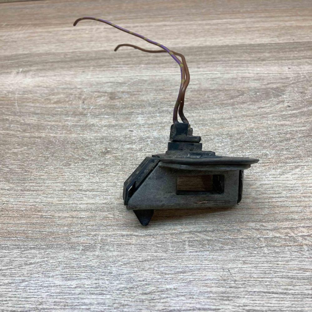 1384858   Tailgate/trunk/boot lock/catch/latch BMW 5 E39