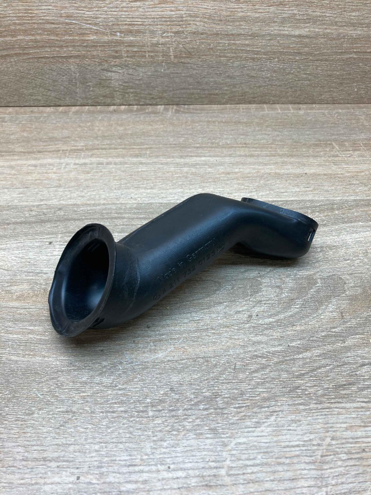 A2117320125  Left Cabin air duct channel Mercedes-Benz E W211